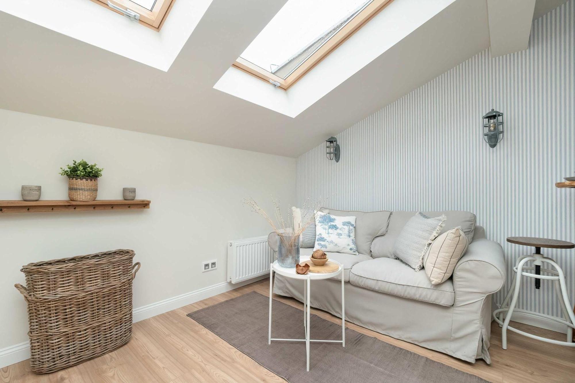Cozy With Air Conditioning Near Plac Wolnosci By Renters Apartament *
